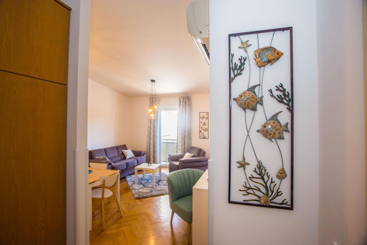 Apartment Dora Near Sea And Center With Private Garage Poreč Exterior foto